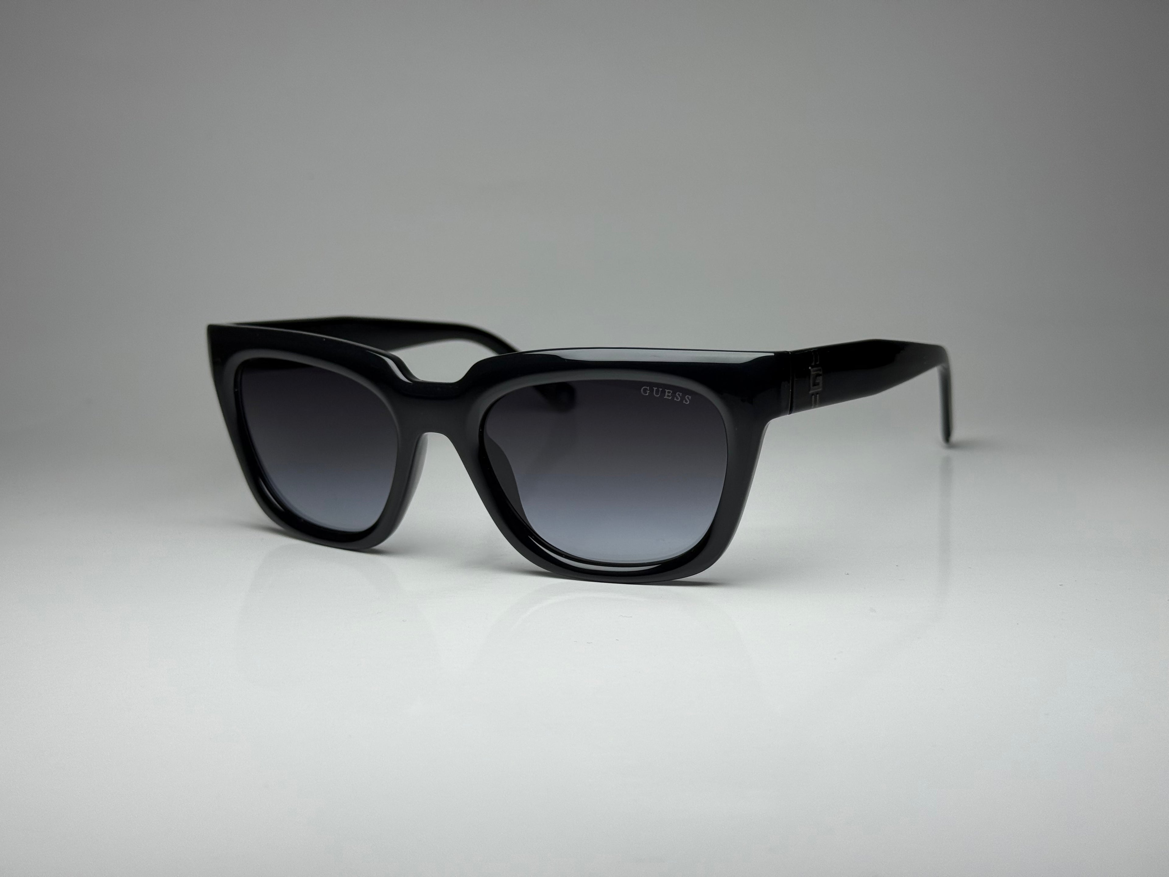 Guess Sunglasses GU00206 01B Shiny Black/Gradient Smoke – 53-19-145